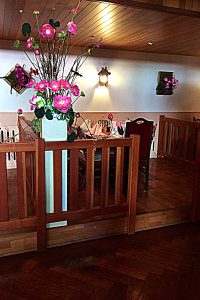 picture-Thai-Elephant thai-restaurant in Switzerland wood style